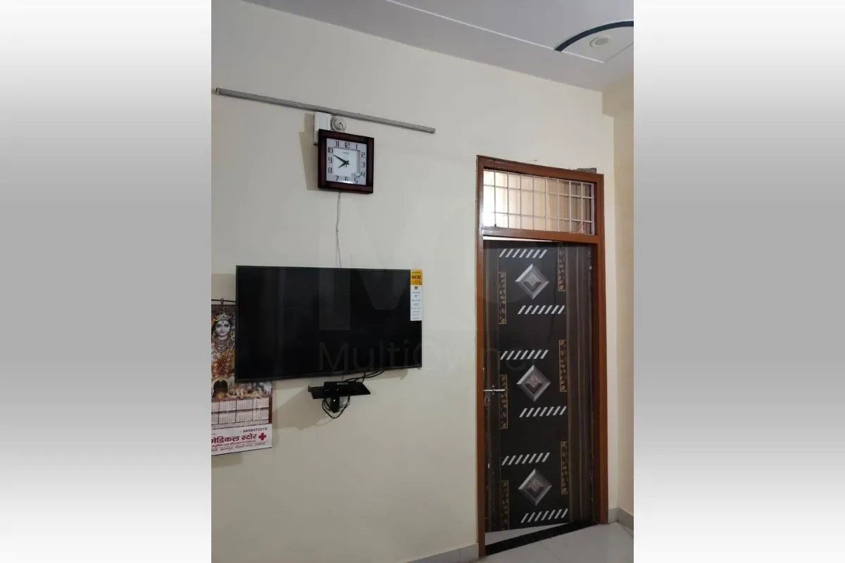 1 BHK House in Lucknow