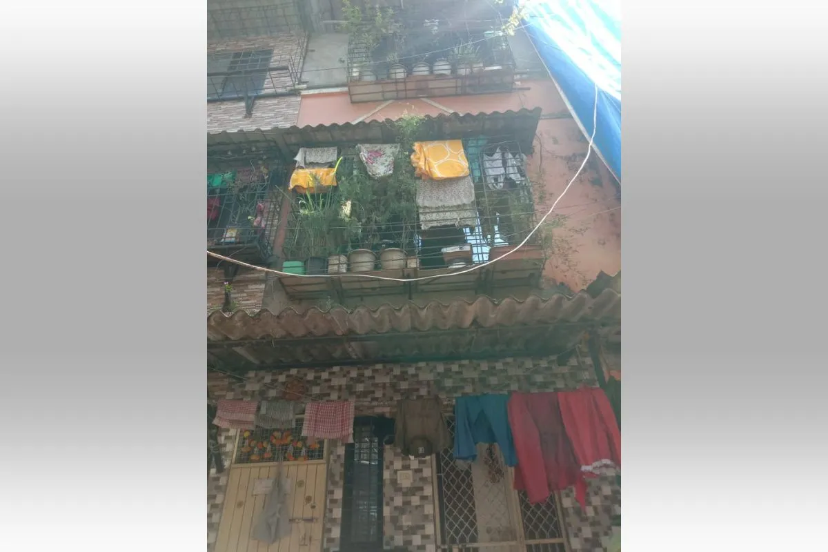 2 BHK House in Mumbai