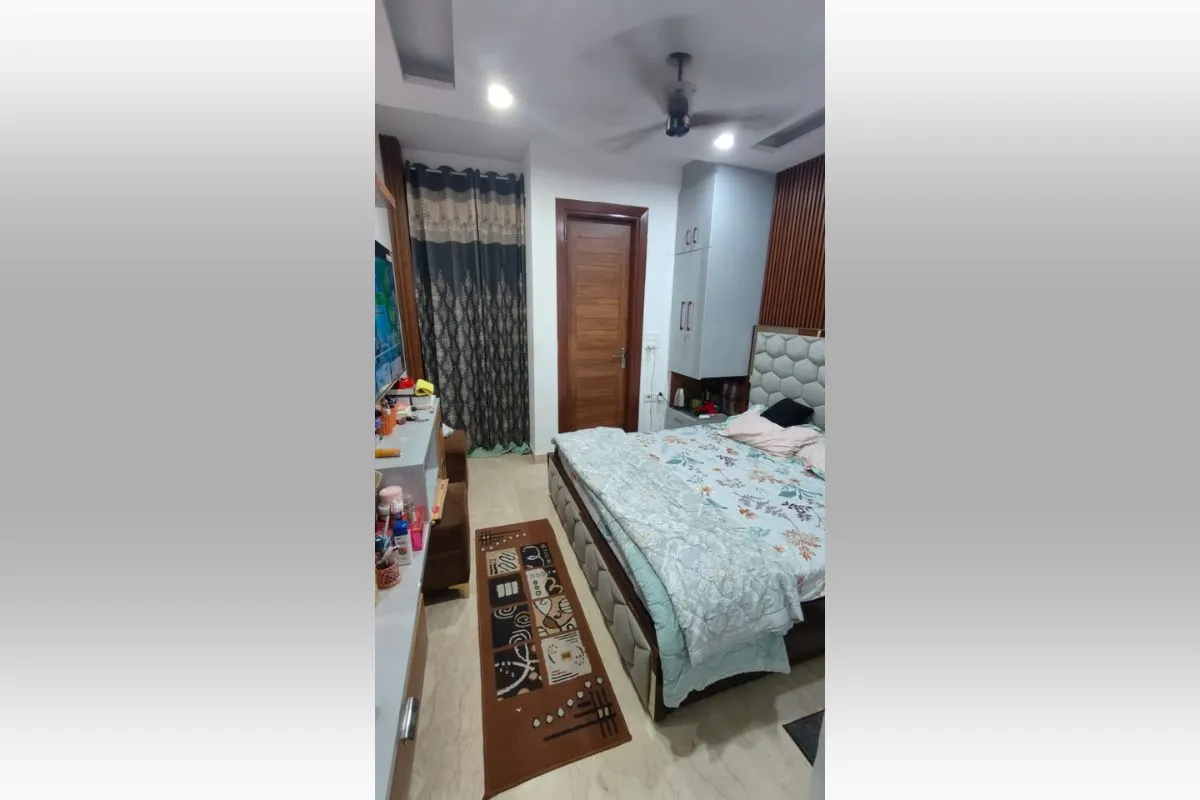 Semi Furnished 2 BHK Floor