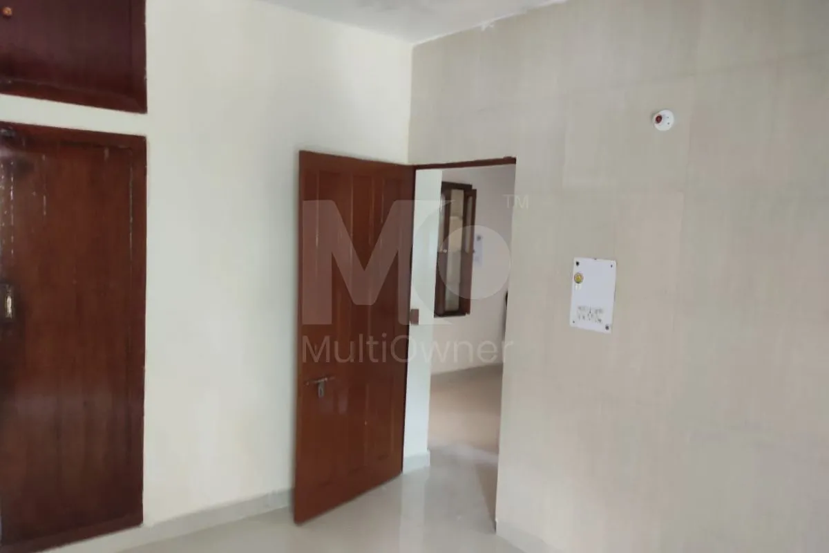 Semi Furnished 2 BHK