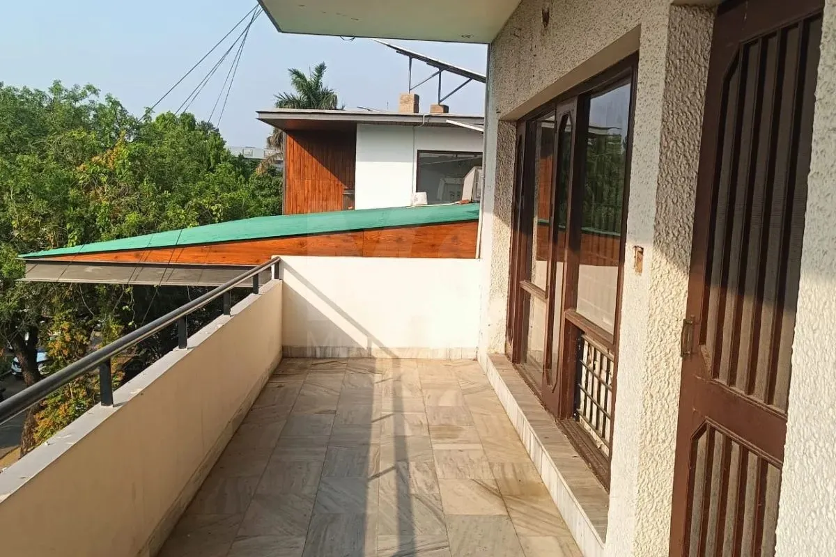  2 BHK House 