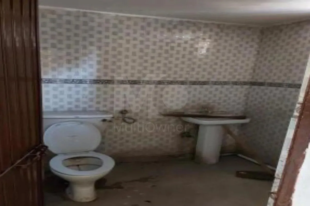 Basement Showroom 