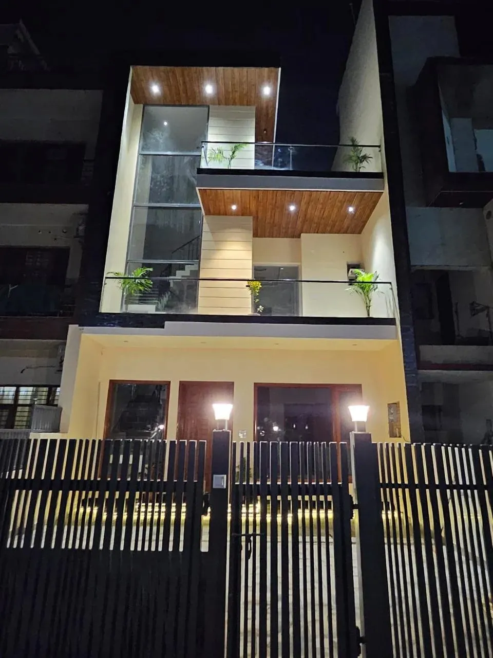 Without Brokerage 4 BHK House