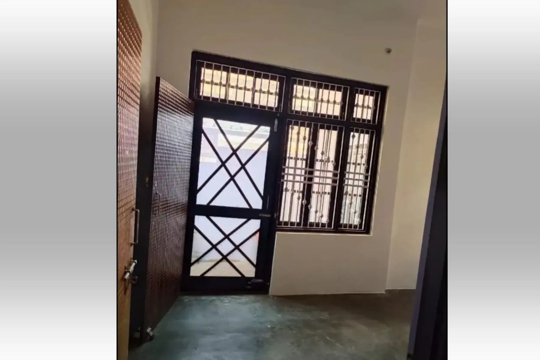 2 BHK House in Lucknow