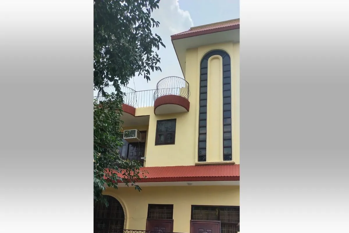 6 BHK House in Greater Noida