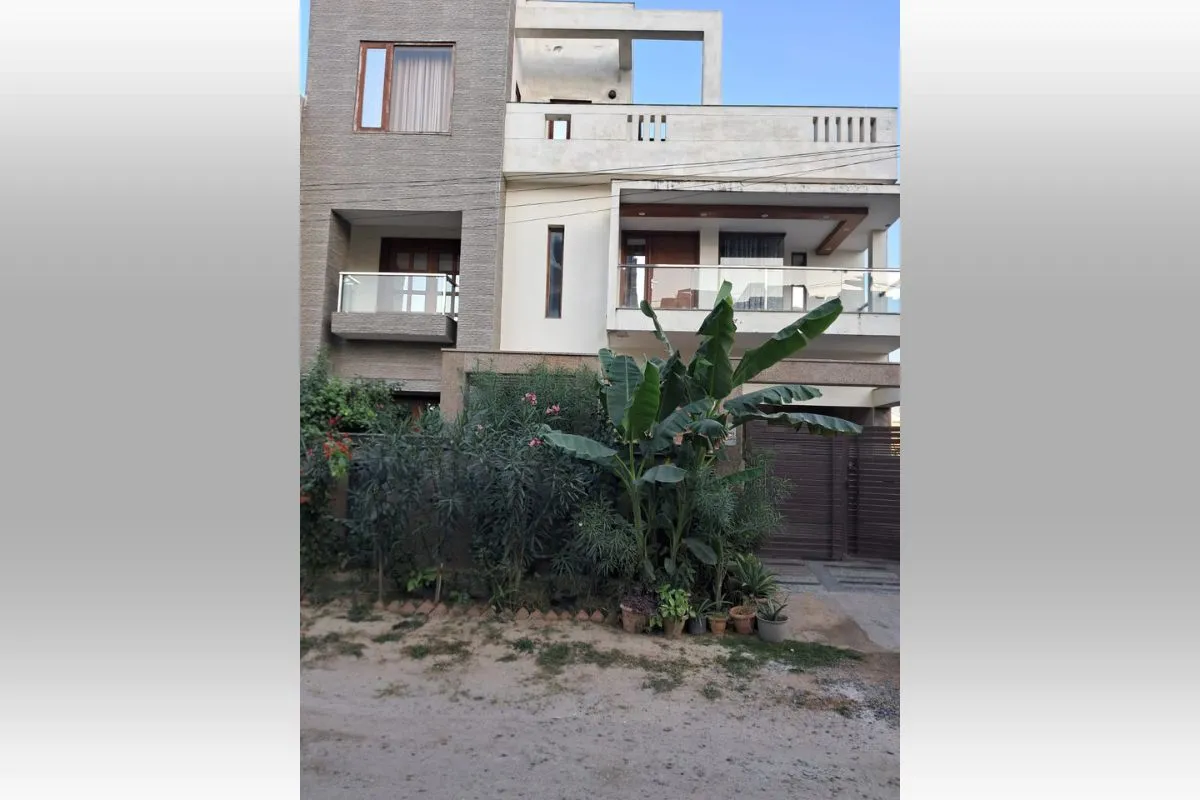 House in Noida
