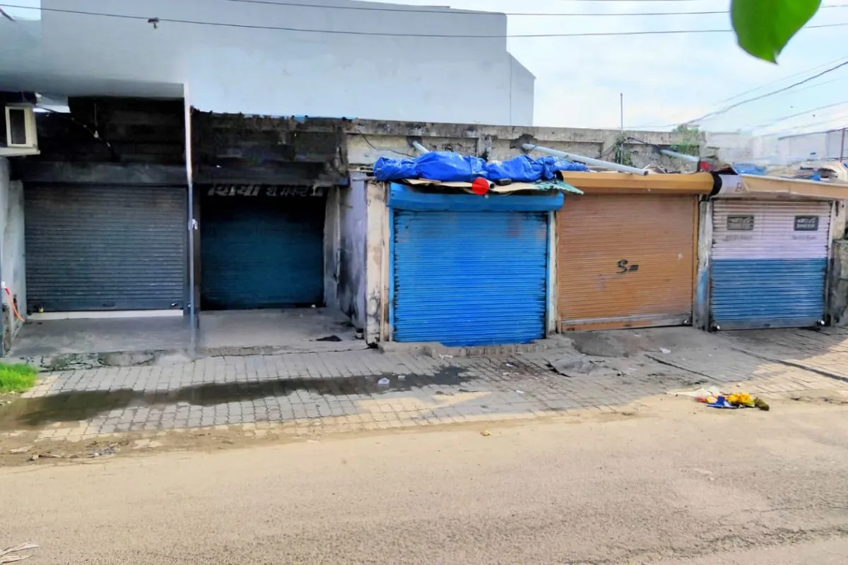 Shop in Karnal