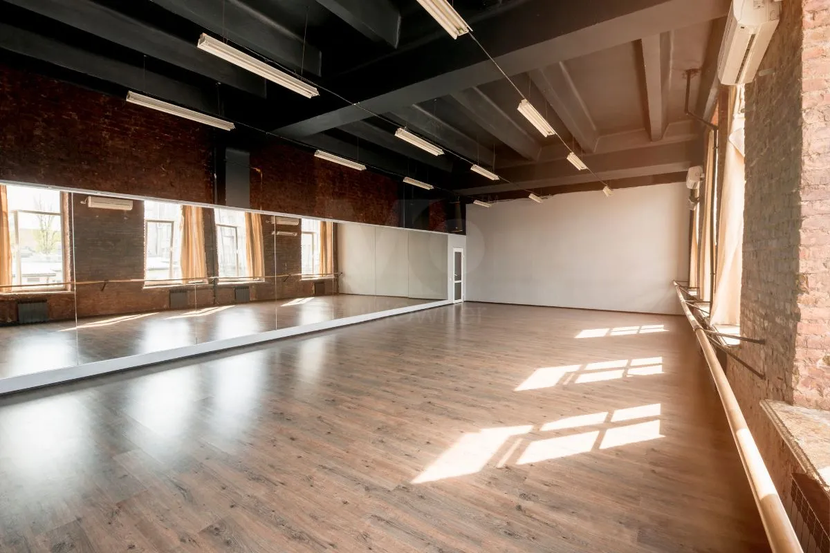 Commercial Hall in Delhi