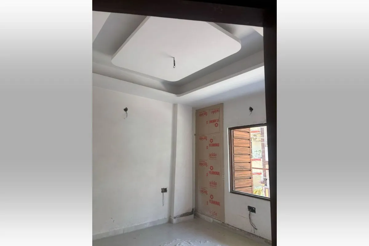 9 BHK in Ghaziabad