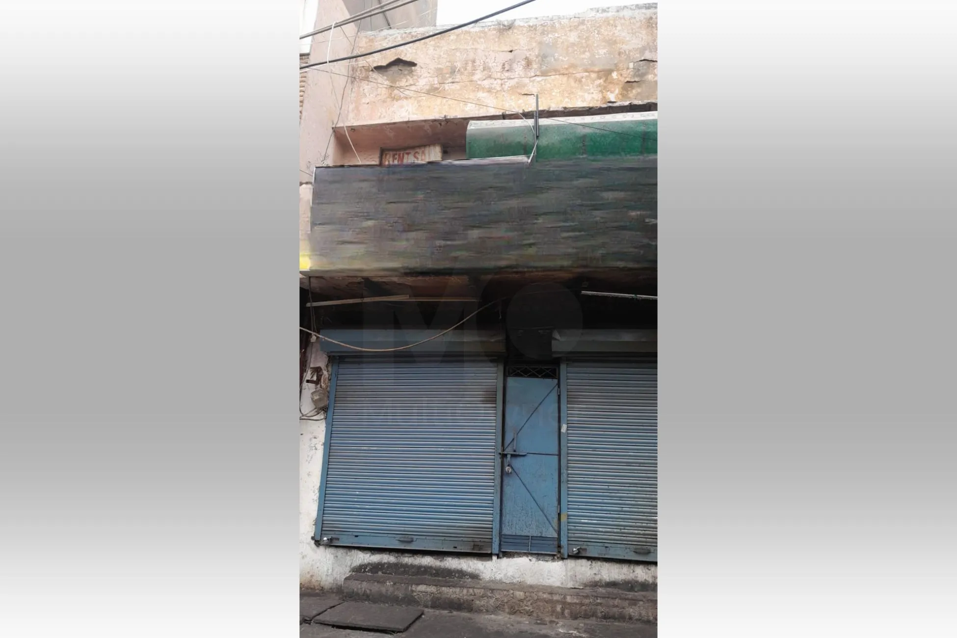 Shop in Krishna Nagar