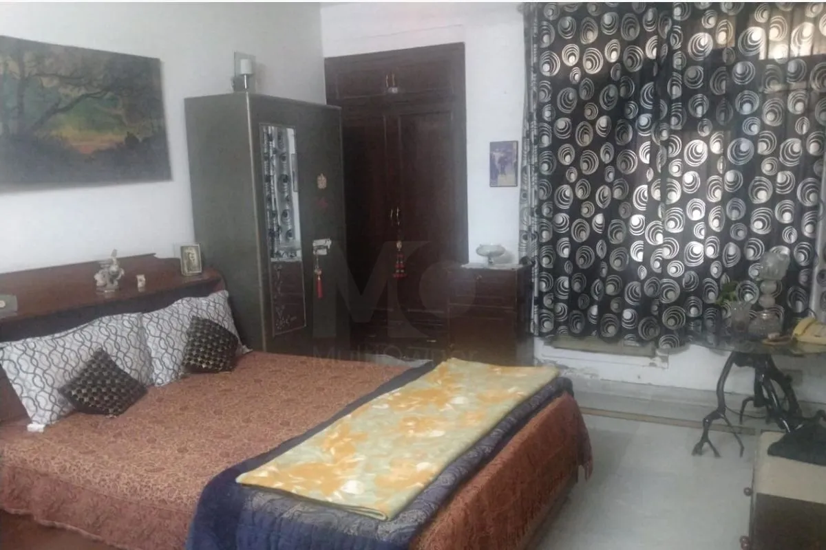 4 BHK in Noida 