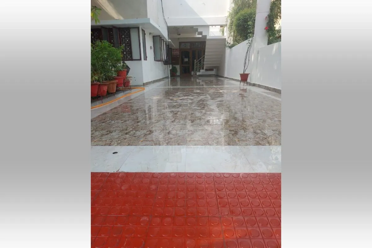 11 BHK House in Lucknow