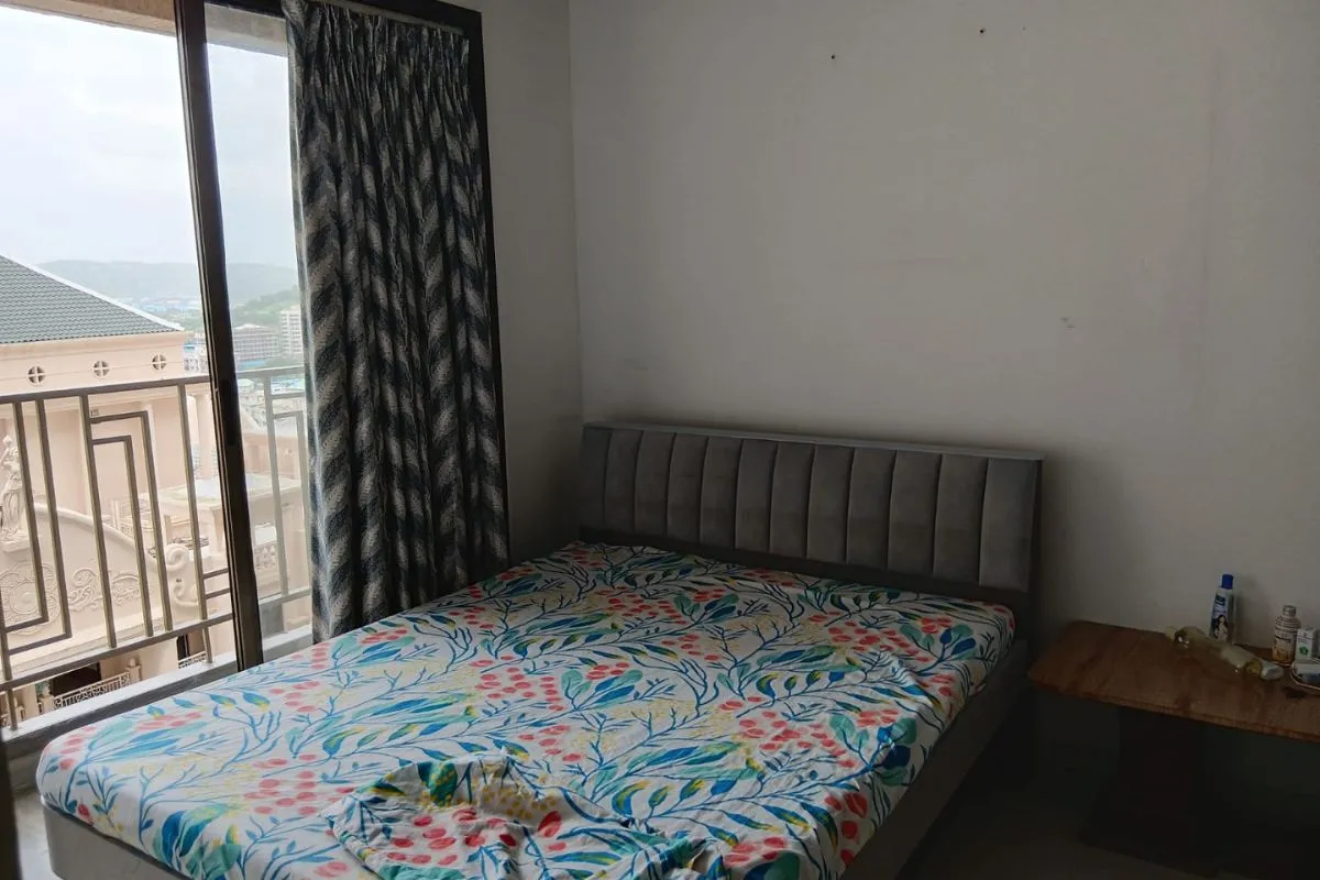 1 BHK in Thane