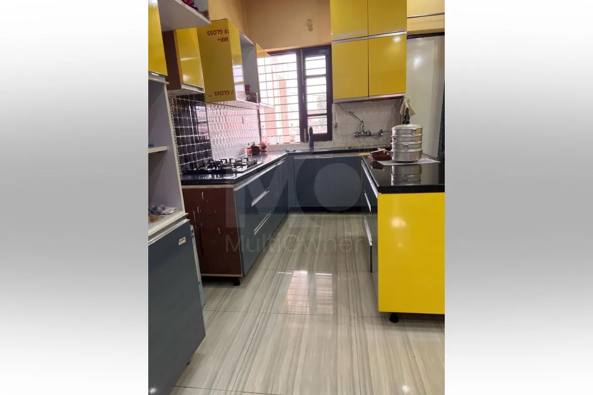 6 BHK in Ambala