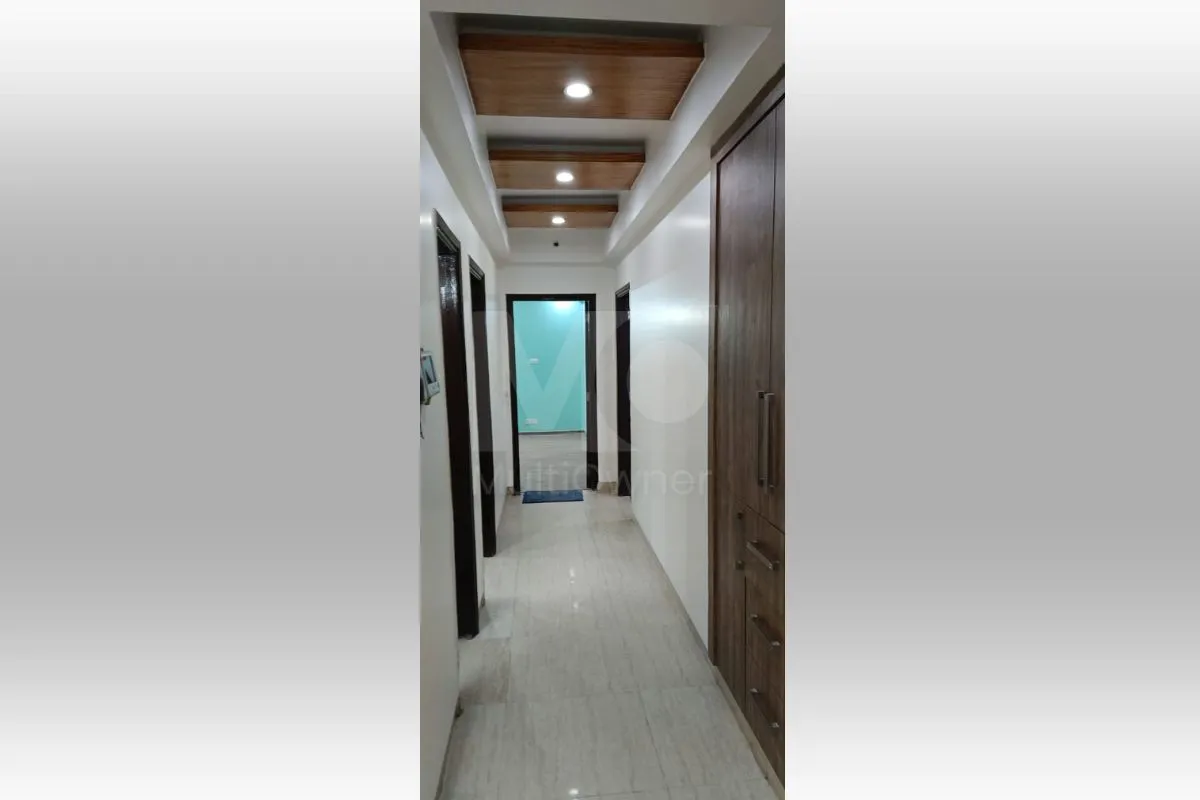  4 BHK in Noida