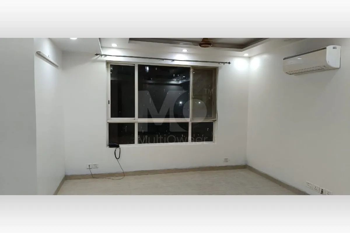 4 BHK in Noida
