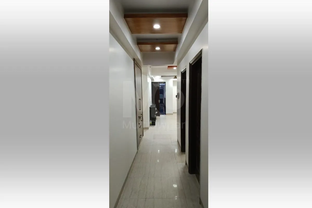  4 BHK in Noida