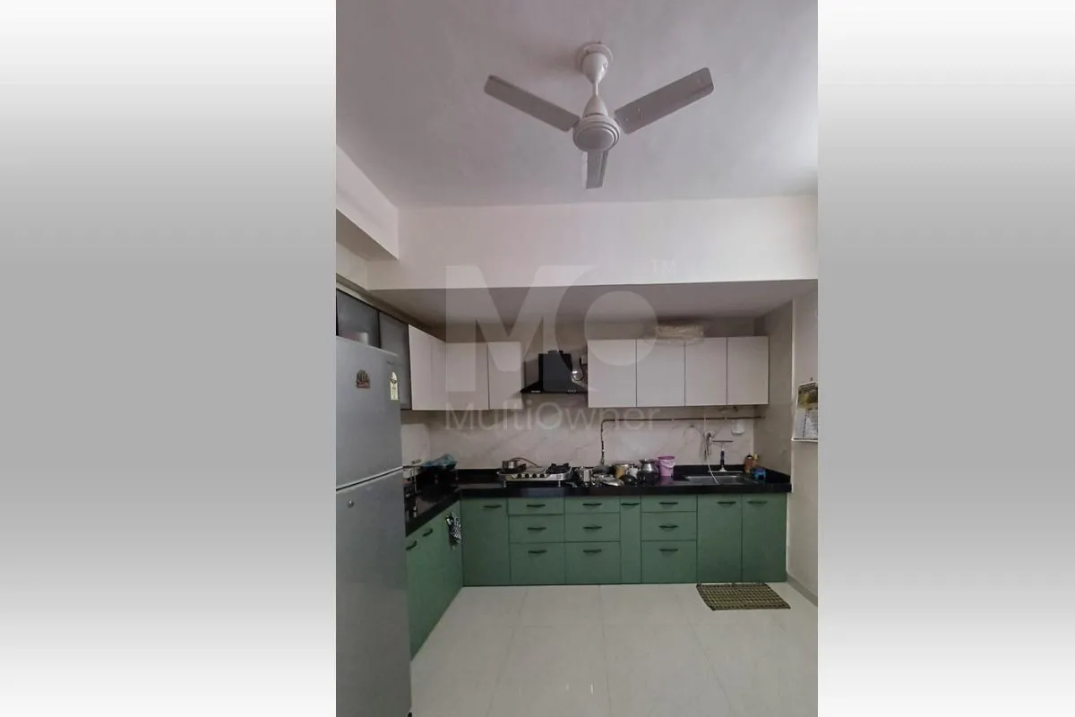 Apartment in Thane