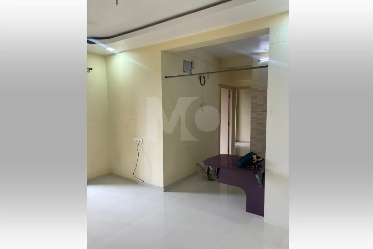 2 BHK Apartment in Thane