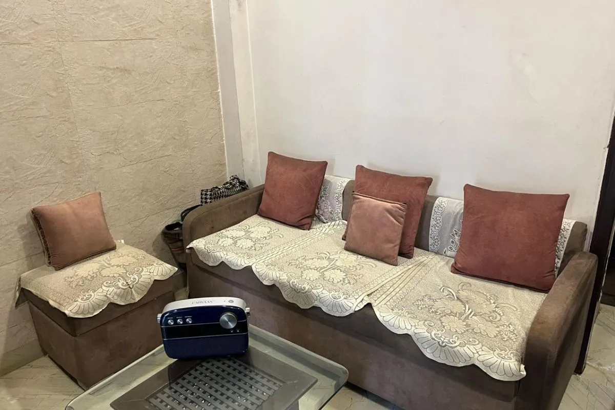 1 BHK in Delhi