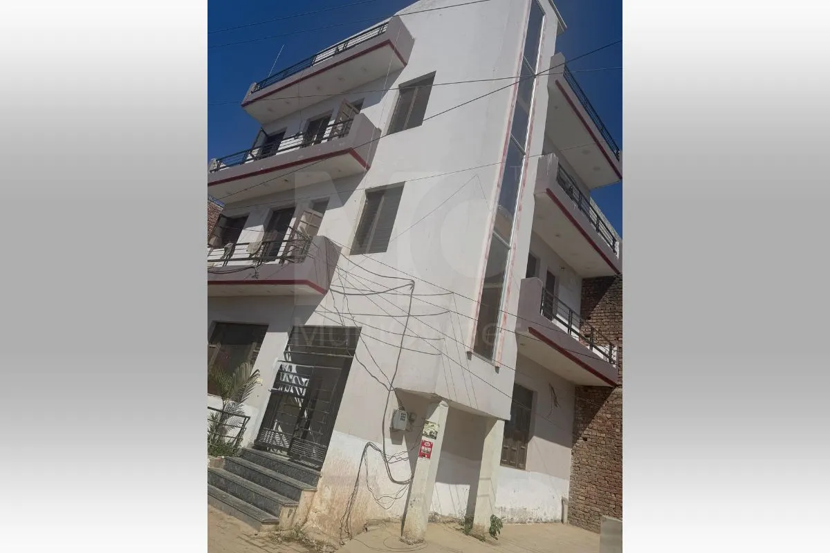 6 Bhk House