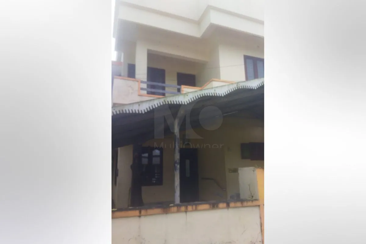 House in Kochi