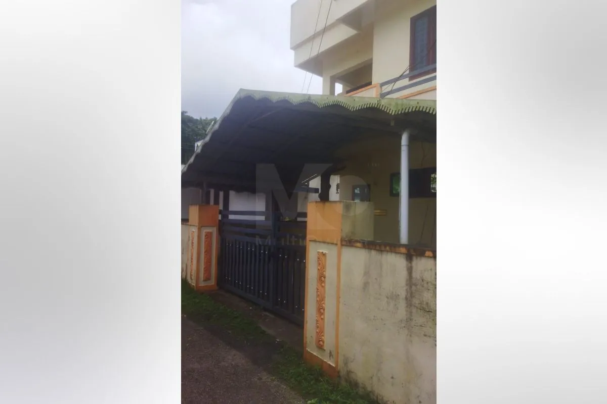 House in Kochi