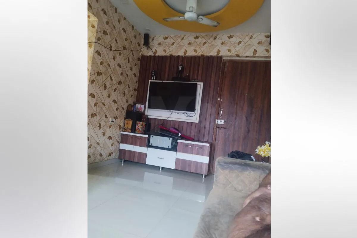  1 BHK Apartment in Thane