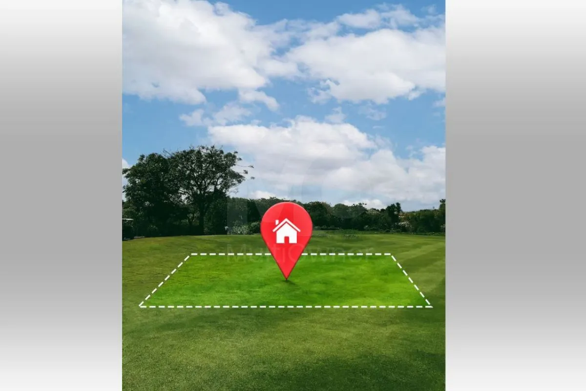 Plot in Ghaziabad