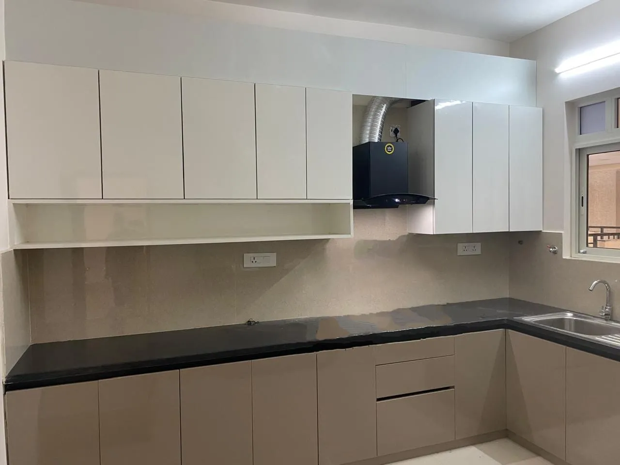 4 BHK Flat in Hyderabad