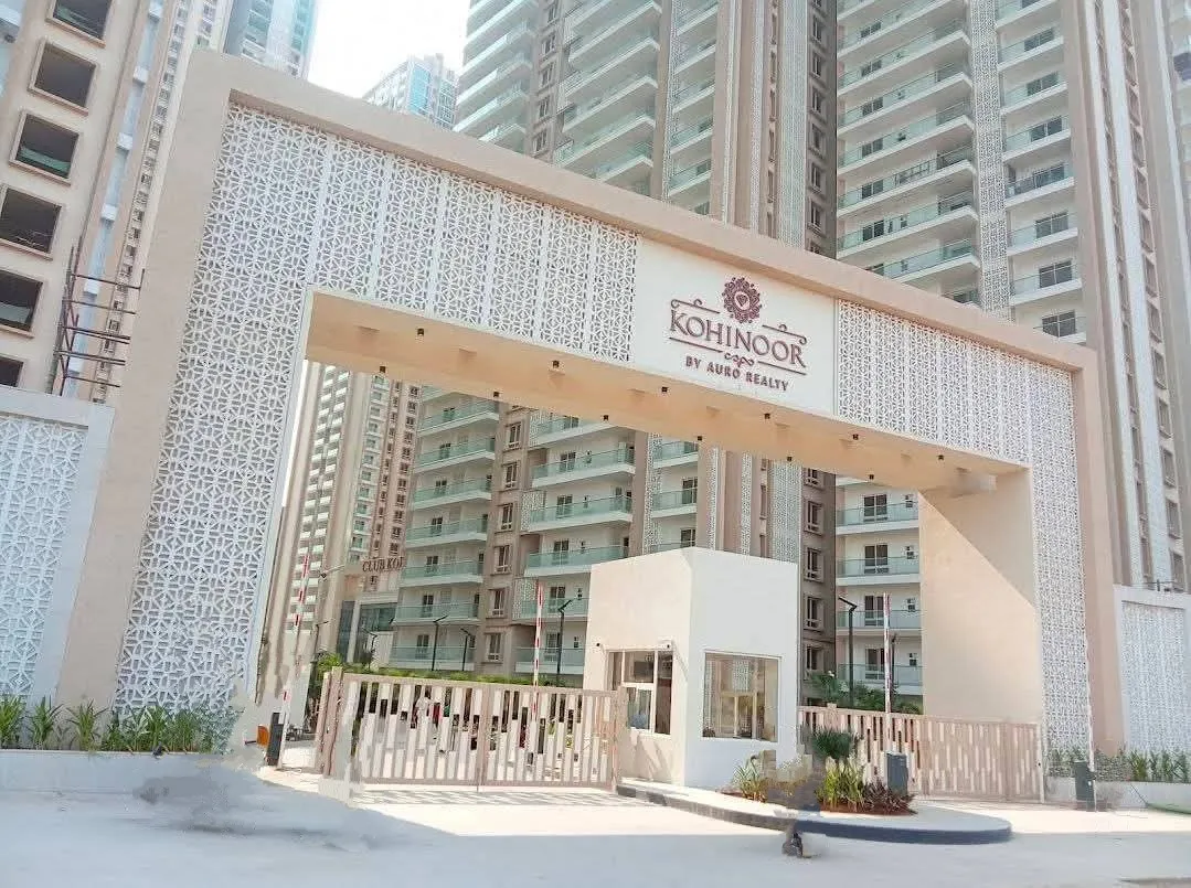 4 BHK Flat in Hyderabad