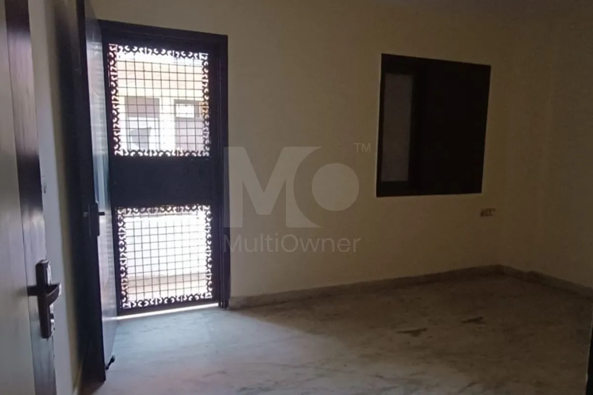 2 Bhk House in Delhi