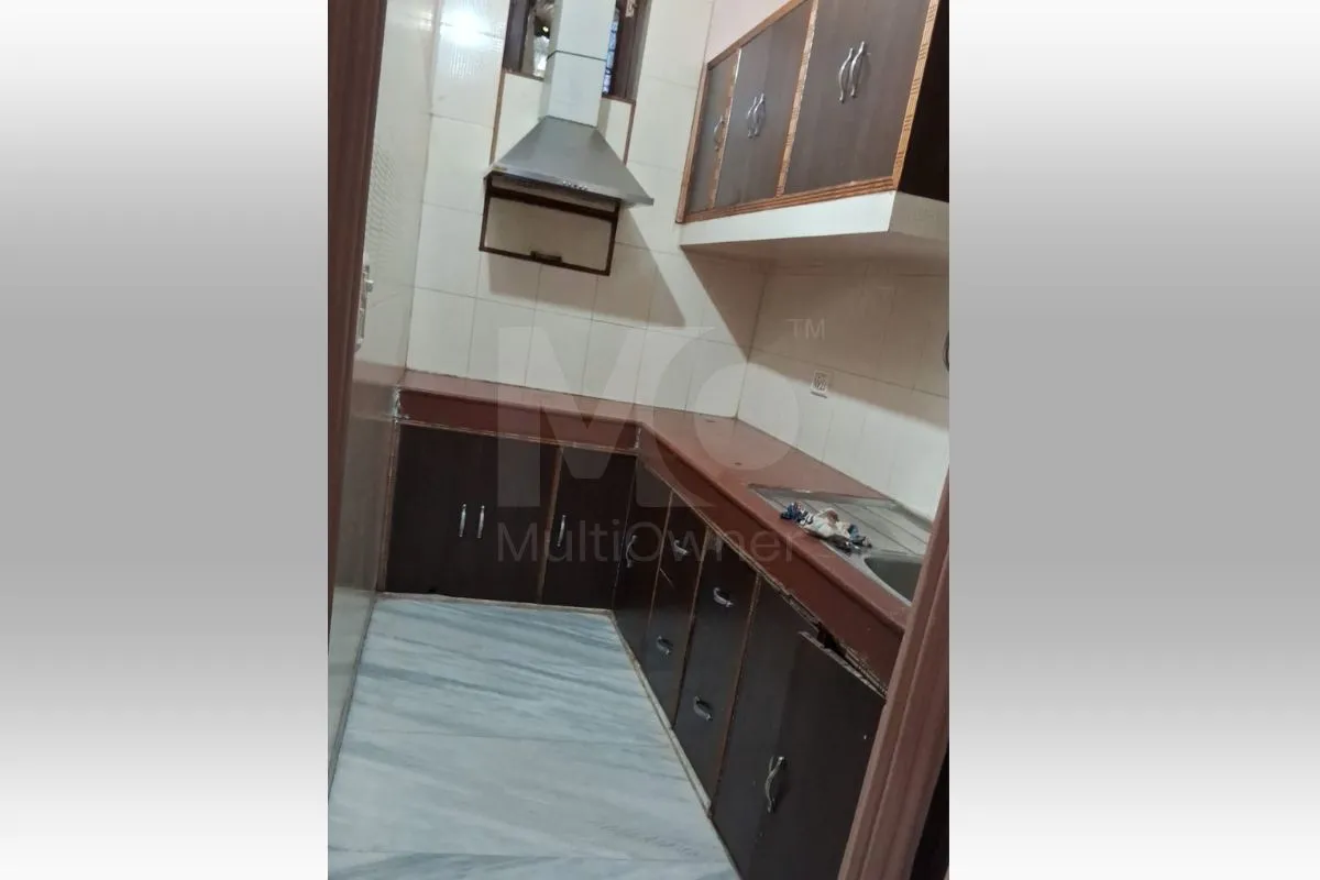 Independent Floor for Rent