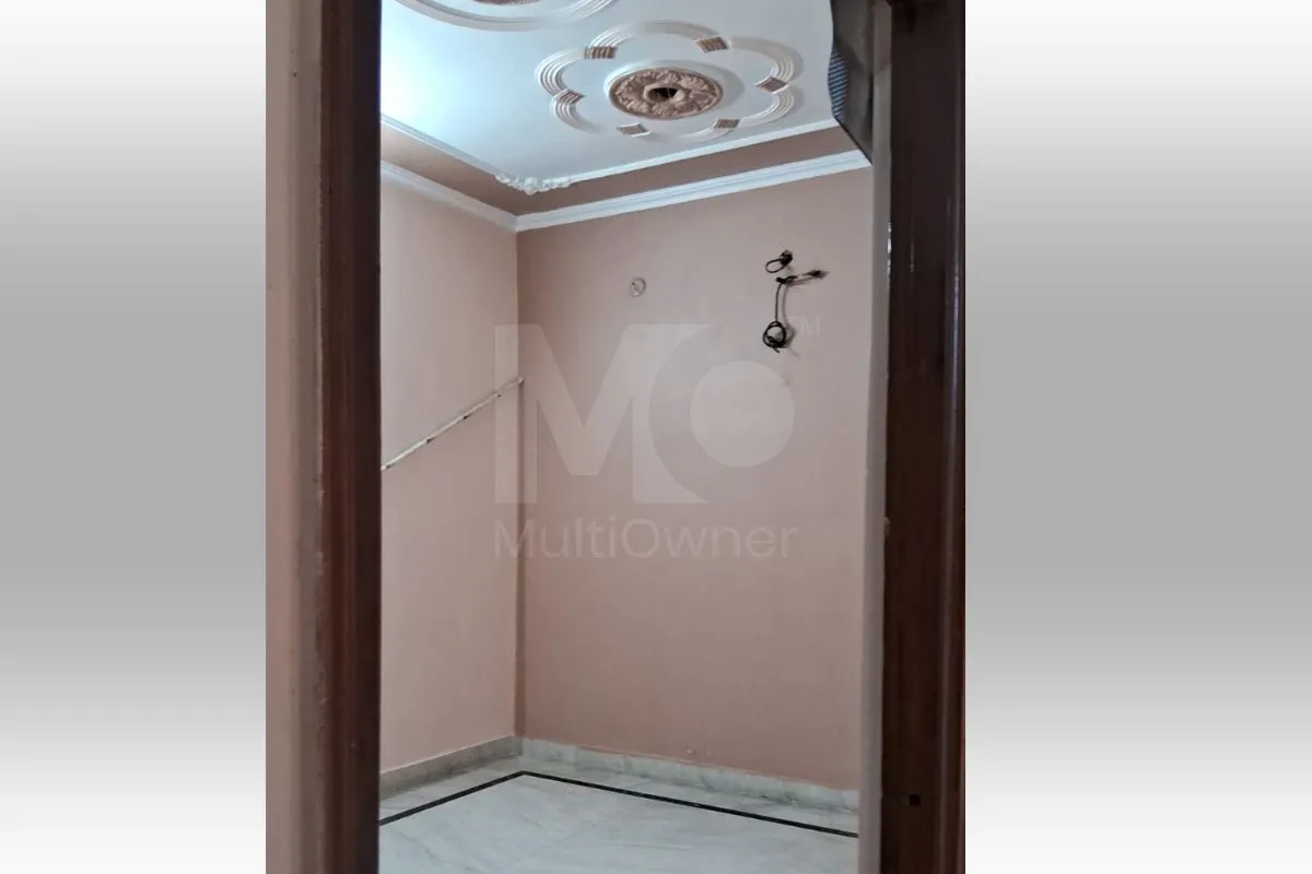 Independent Floor for Rent