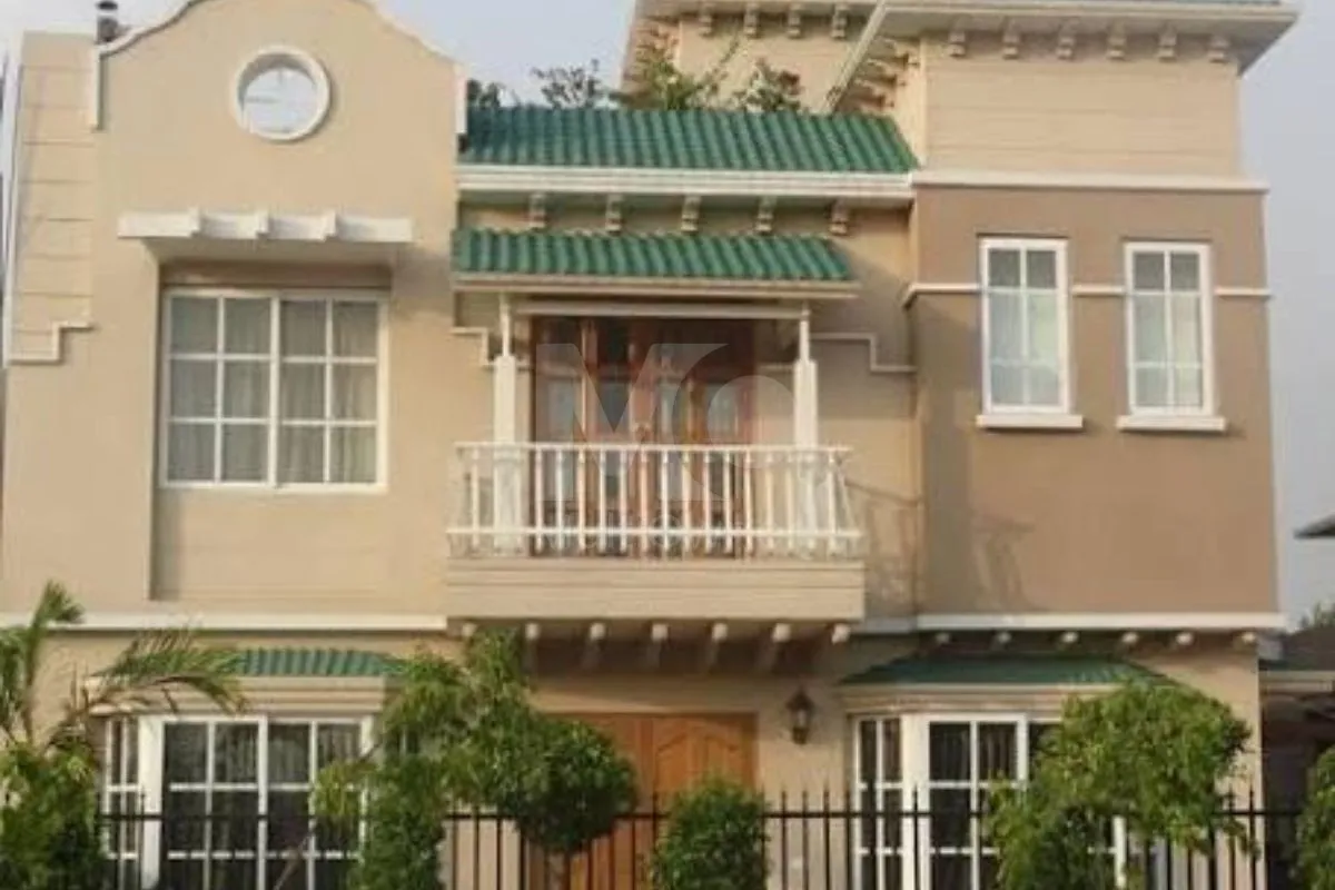 ATS Golf Meadows Lifestyle 