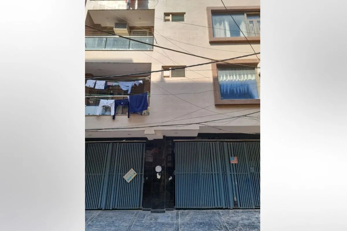 2Bhk Apartment in Delhi