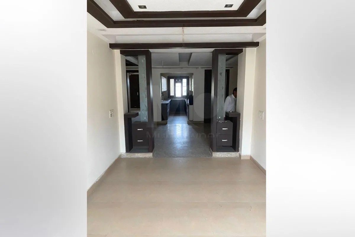 3Bhk Independent Floor in Delhi
