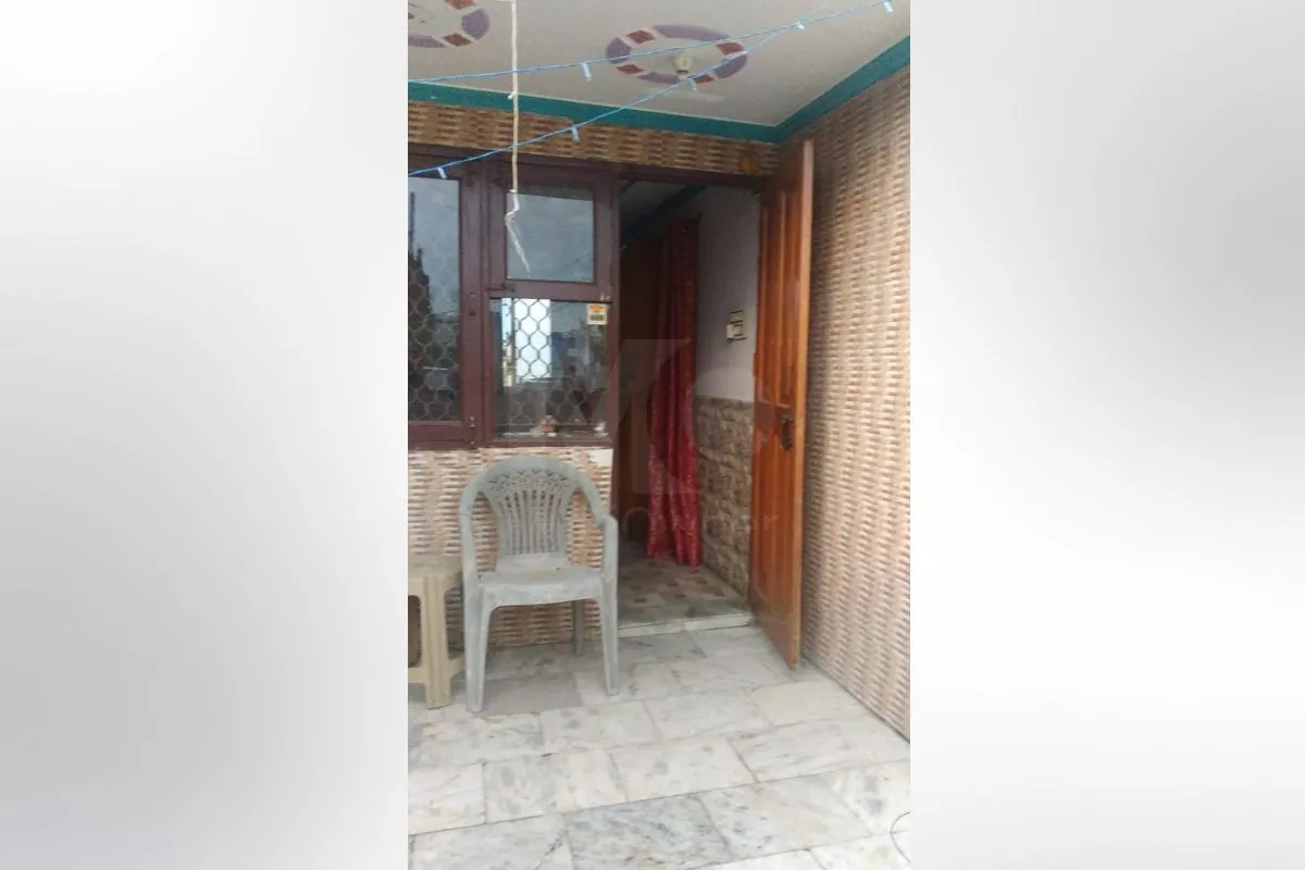 Flat for Rent in Delhi