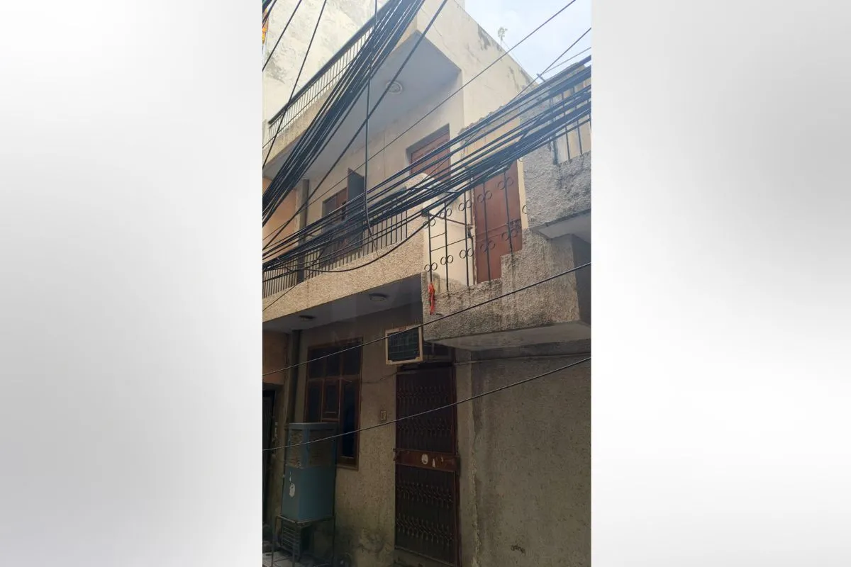 House in Uttam Nagar
