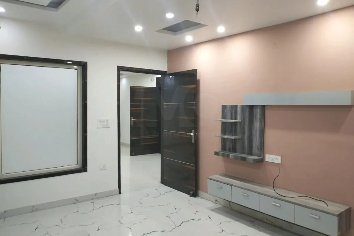 Builder Floor in Delhi