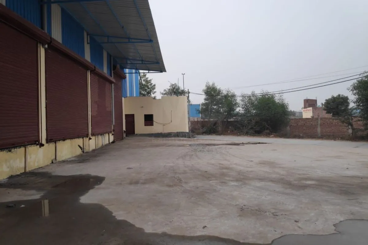  Warehouse in Ranhola Rd