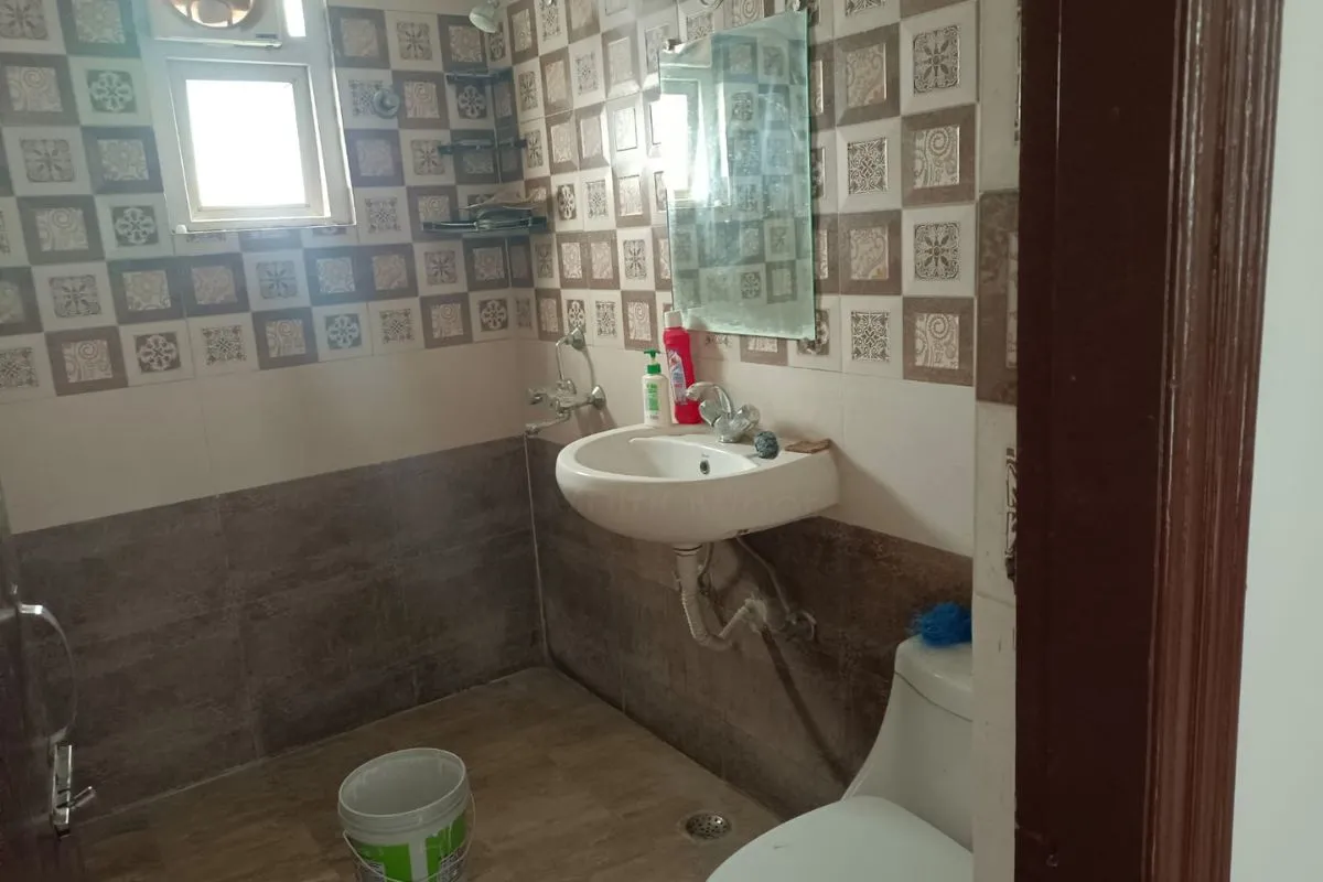 Apartment for Rent in Meerut