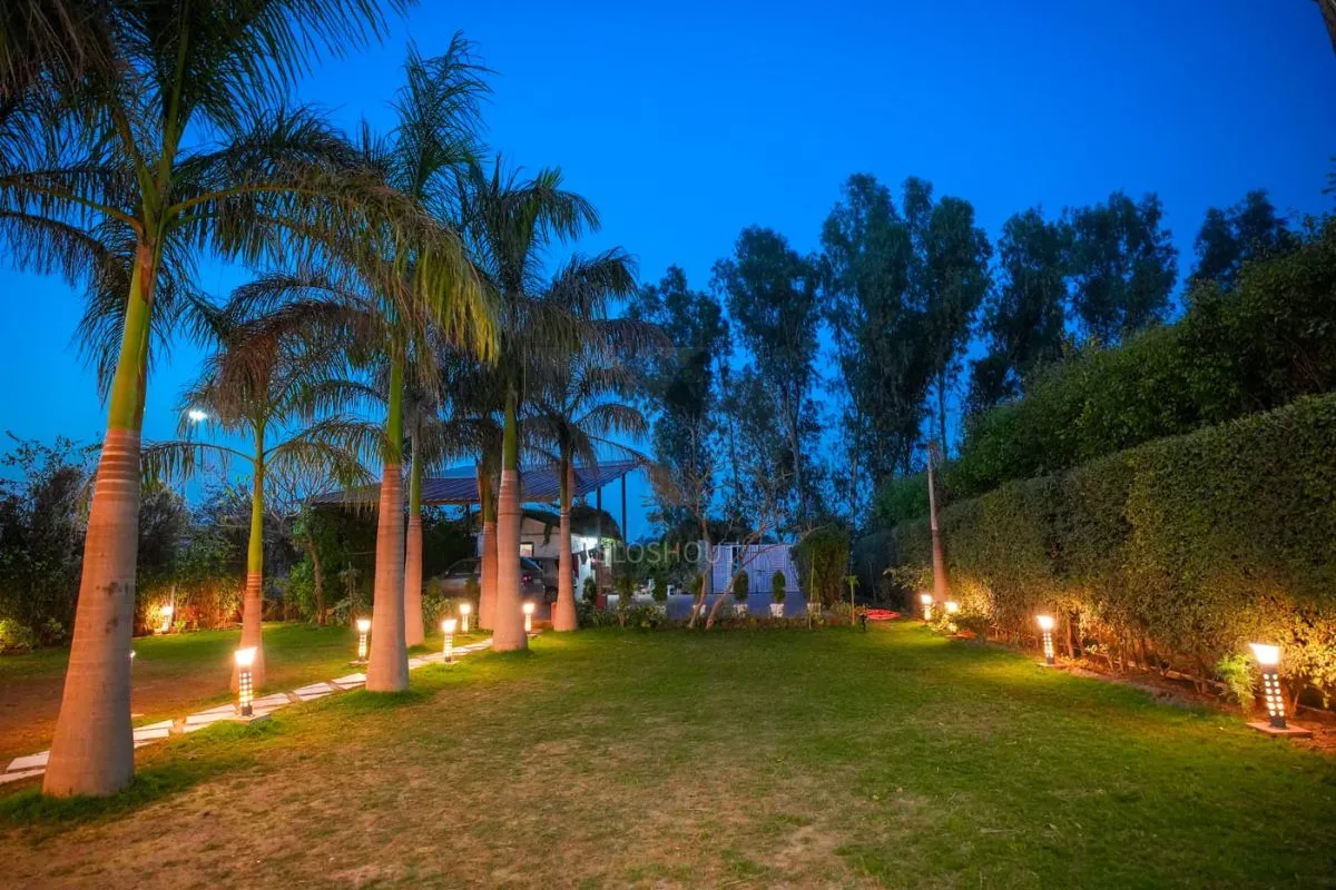 Farmhouse for Rent in Noida