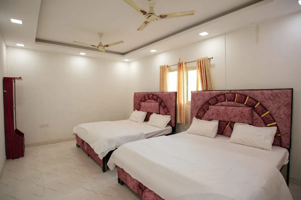 Farmhouse for Rent in Noida