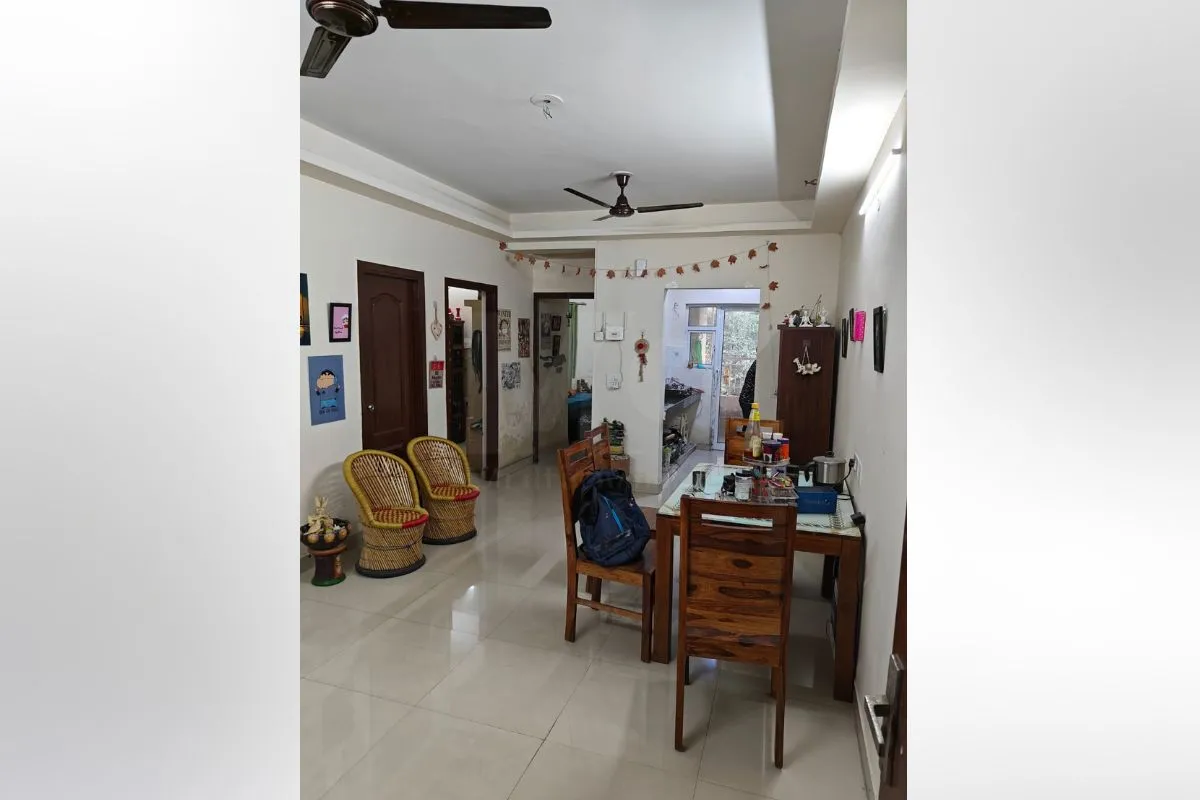 Flat in Sector 16, Greater Noida