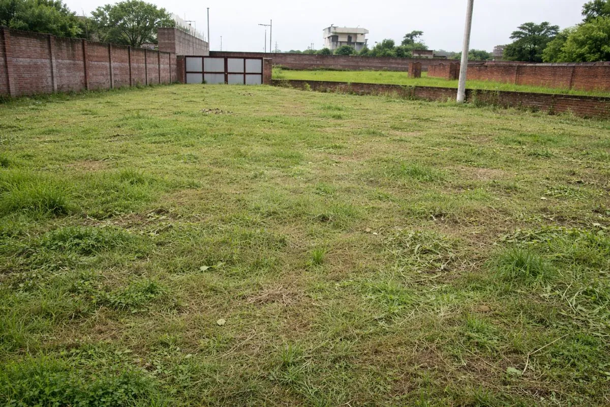 Land for Rent in Batala Rd