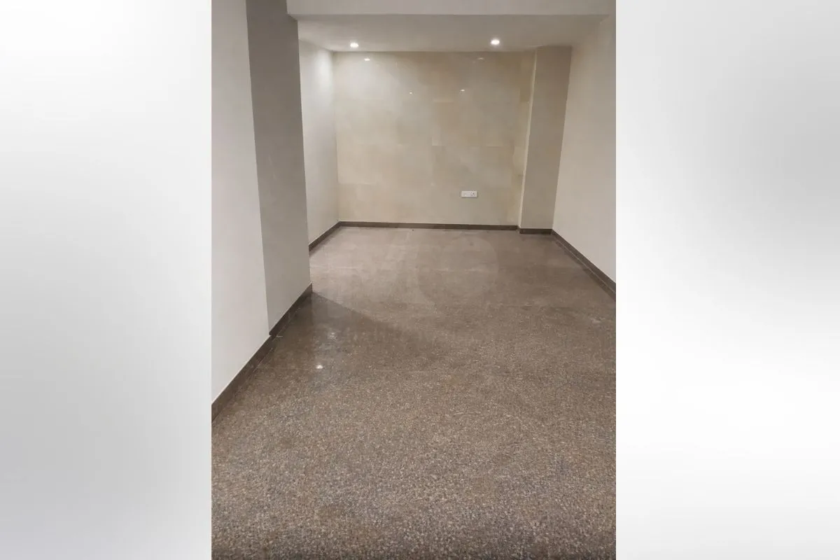 1 BHK Apartment in New Delhi