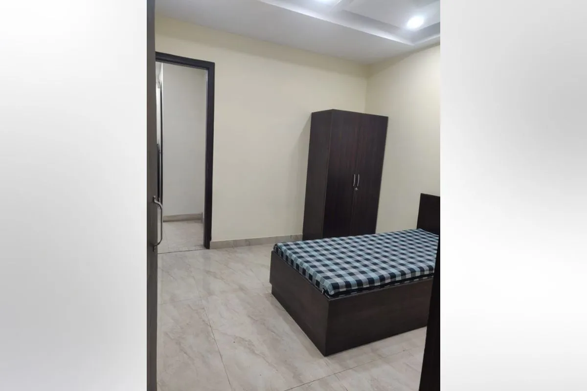 3 BHK Flat in Old Rajinder Nagar