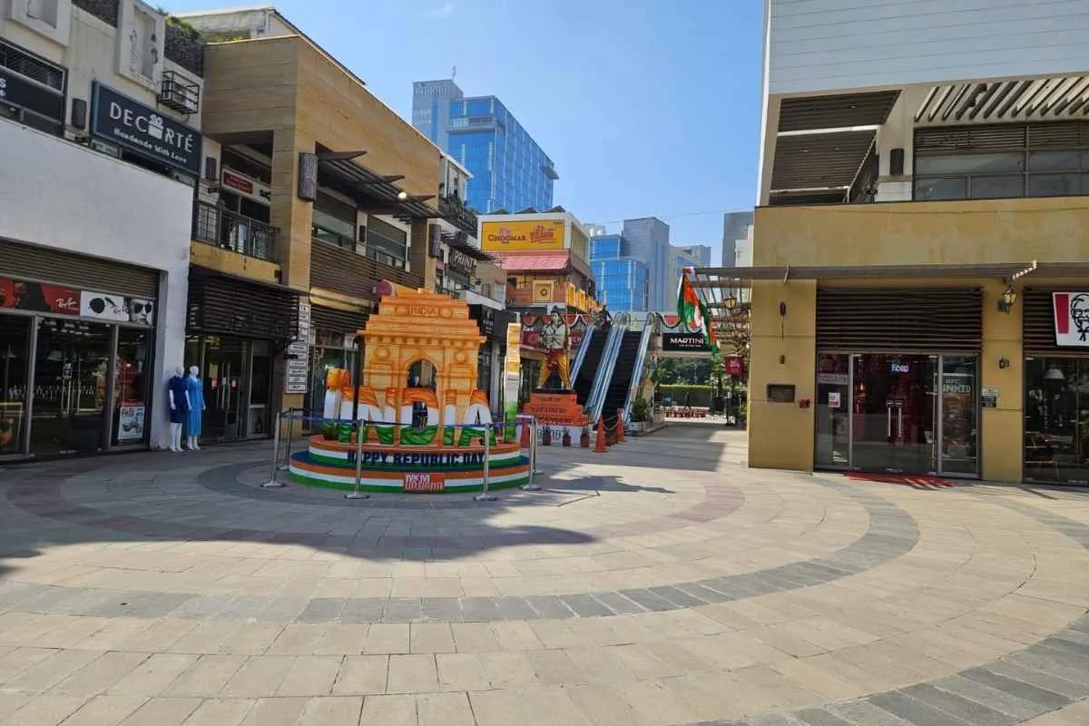 Showroom in Sector 67