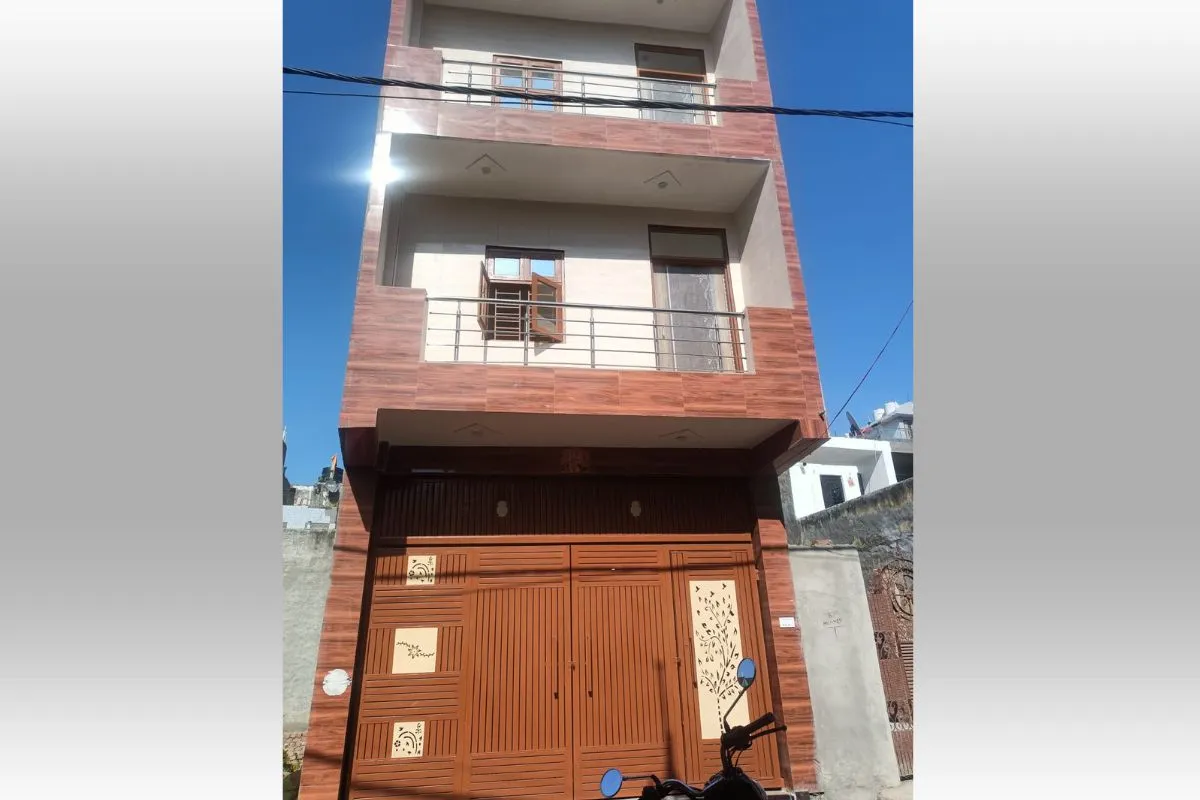 5 BHK House